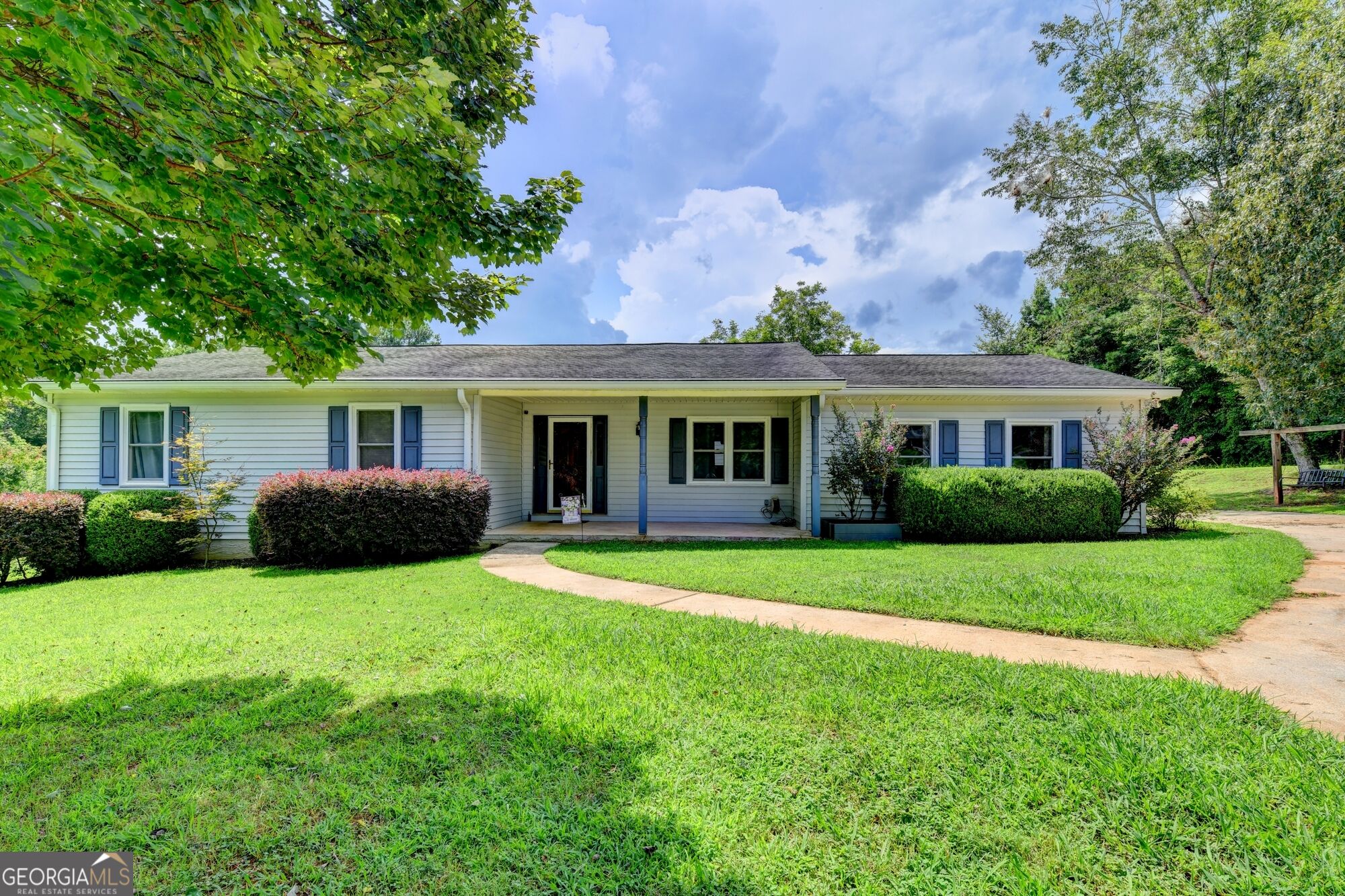 4410 Meadow Trail
