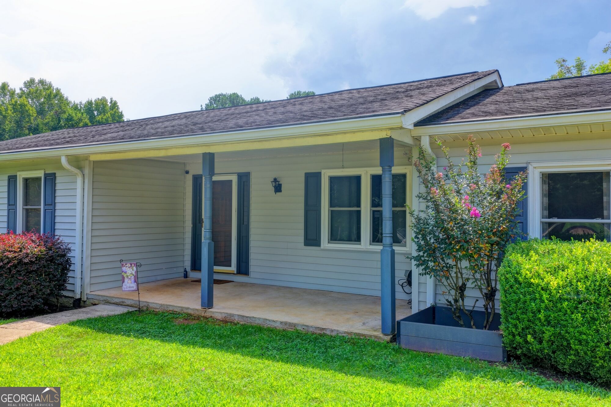 4410 Meadow Trail Property Photo 3
