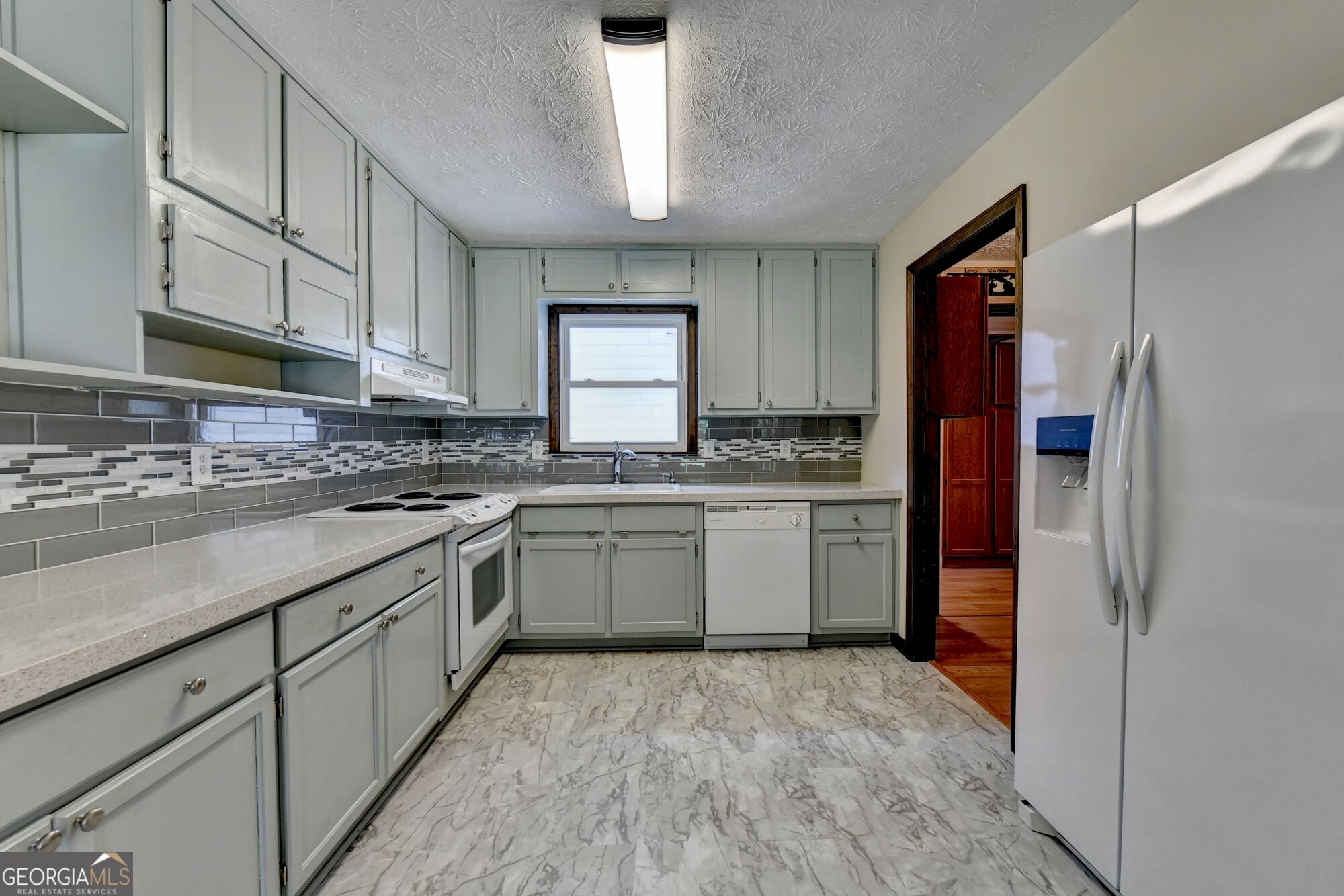 4410 Meadow Trail Property Photo 7