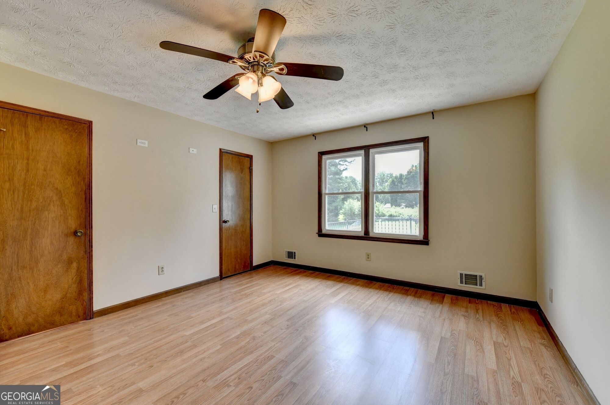4410 Meadow Trail Property Photo 28