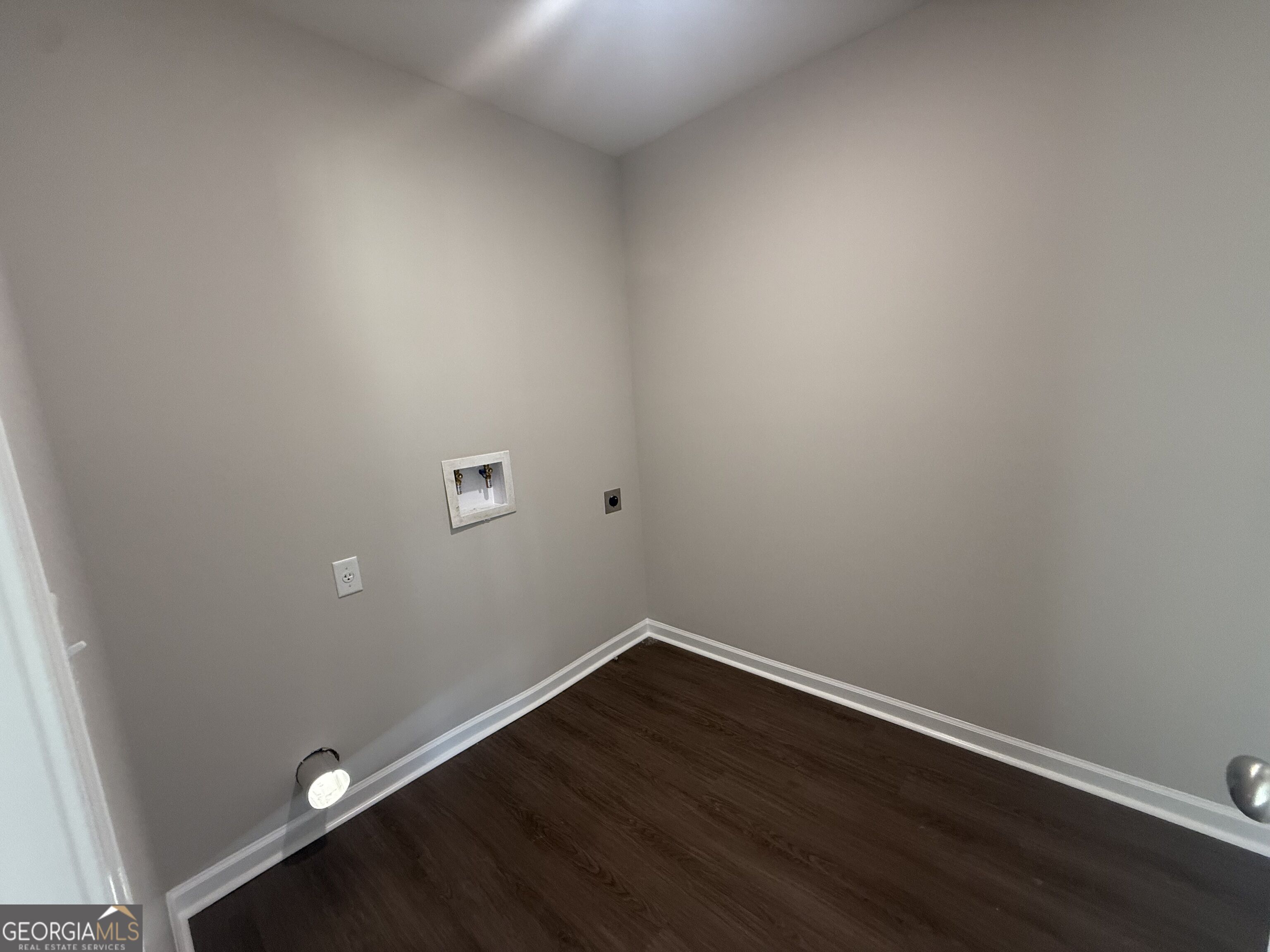 517 Nickies Way Property Photo 11