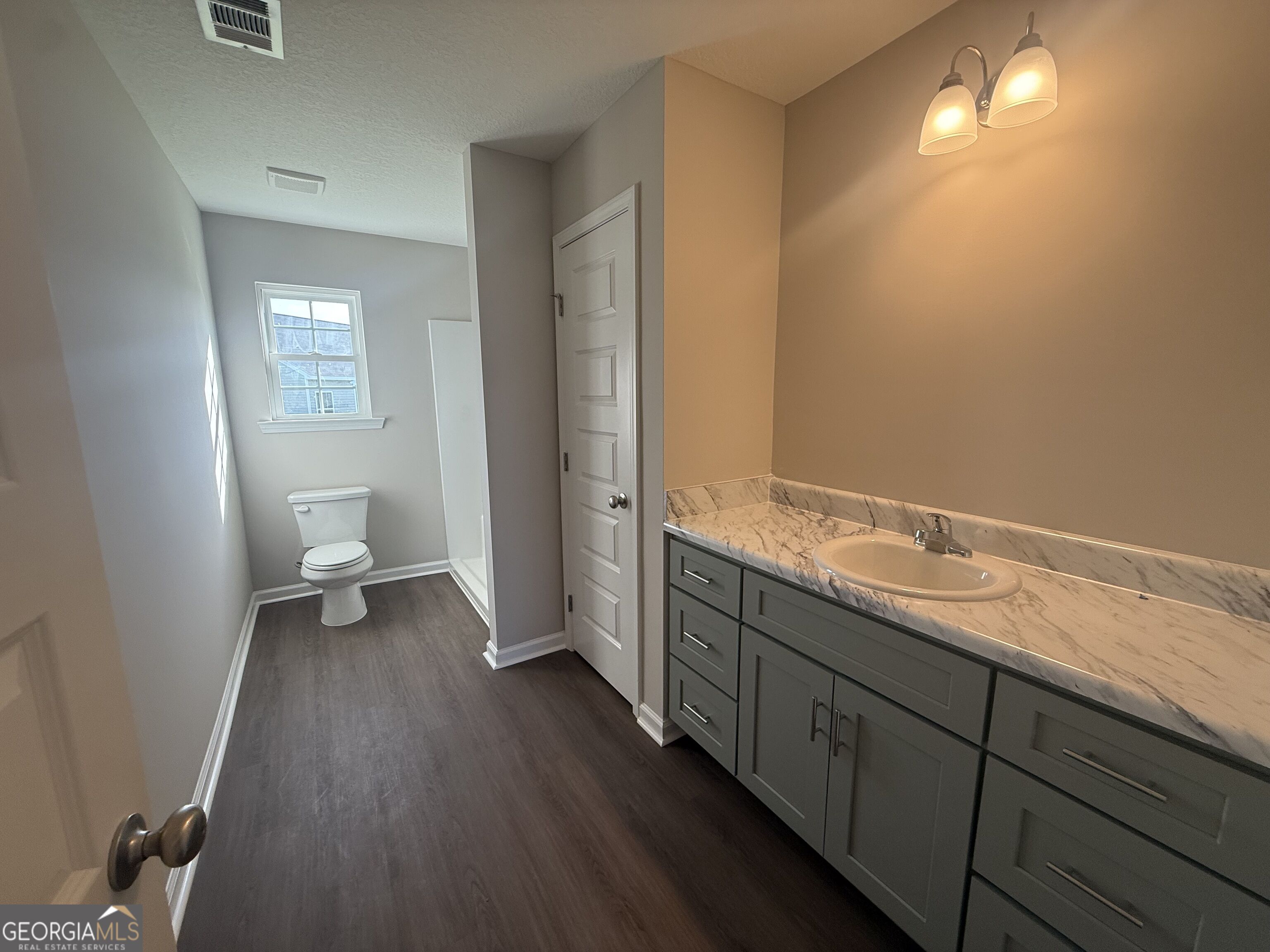 517 Nickies Way Property Photo 12