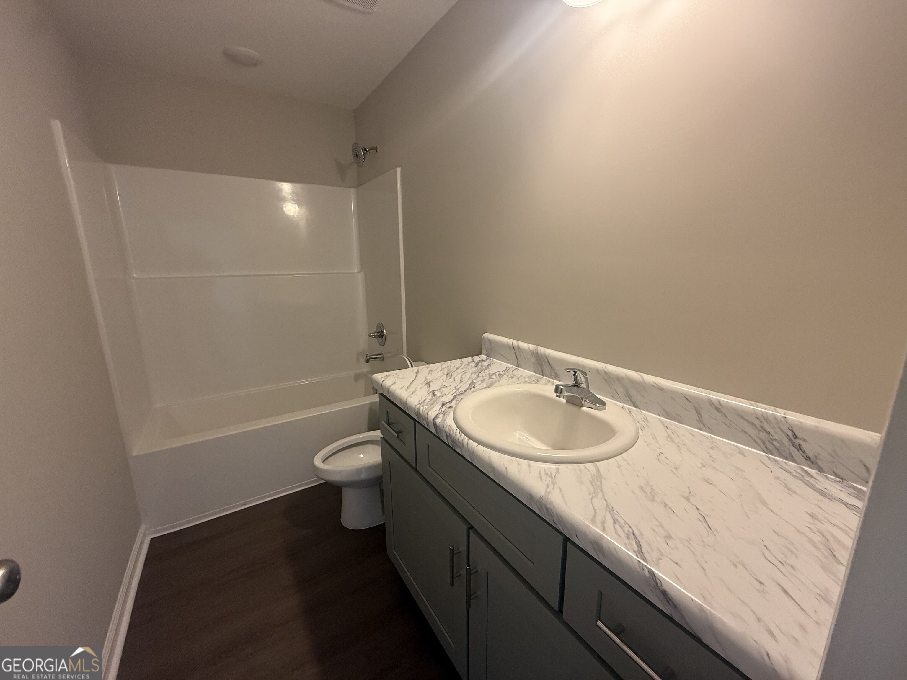 517 Nickies Way Property Photo 16