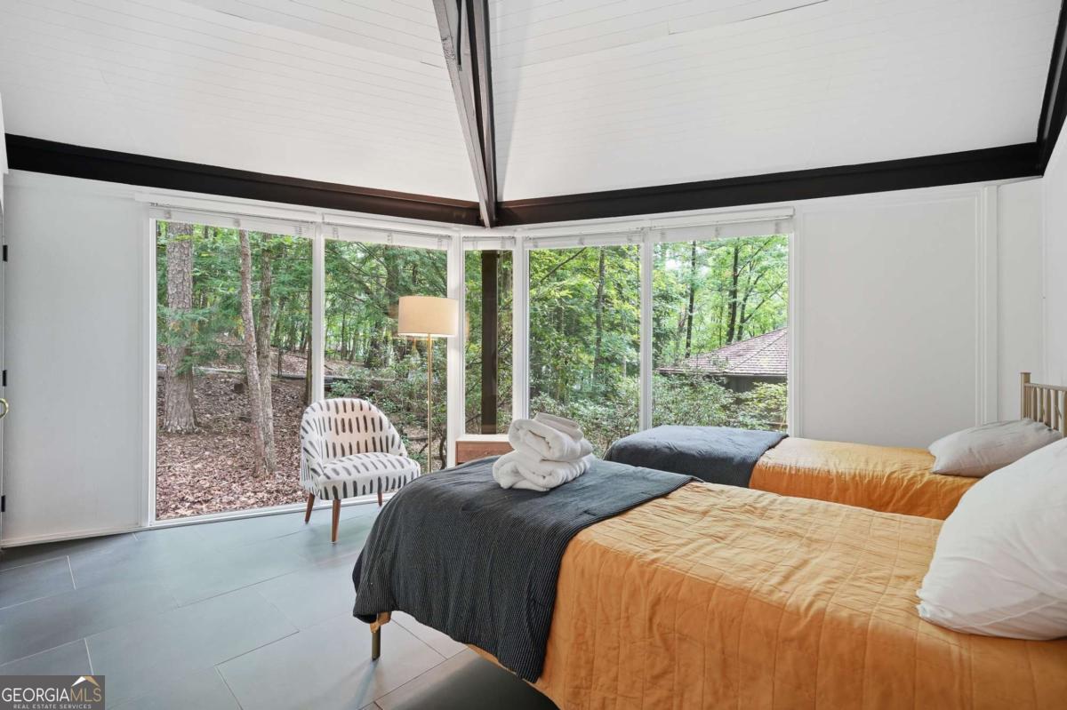 208 Treetopper Circle Property Photo 19