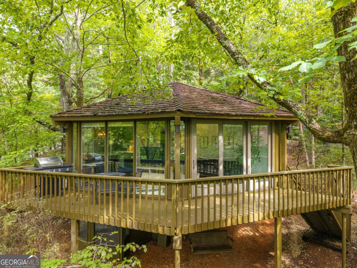 208 Treetopper Circle Property Photo 32