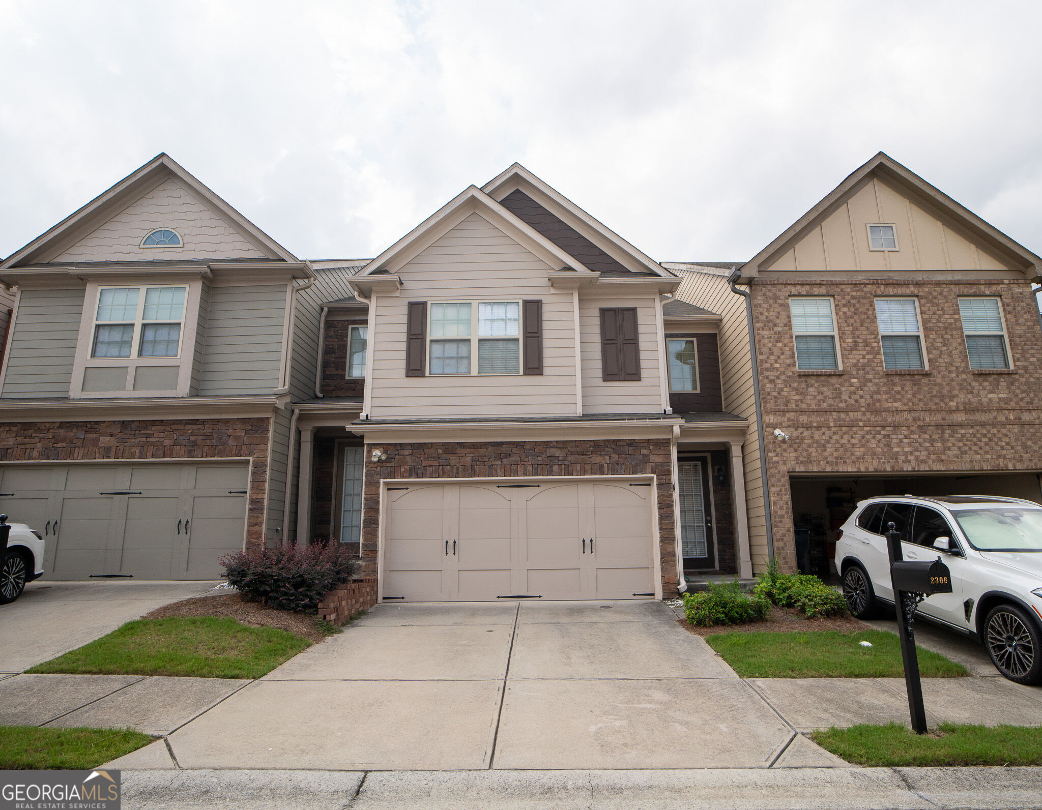 2306 Bellyard Drive Property Photo 1