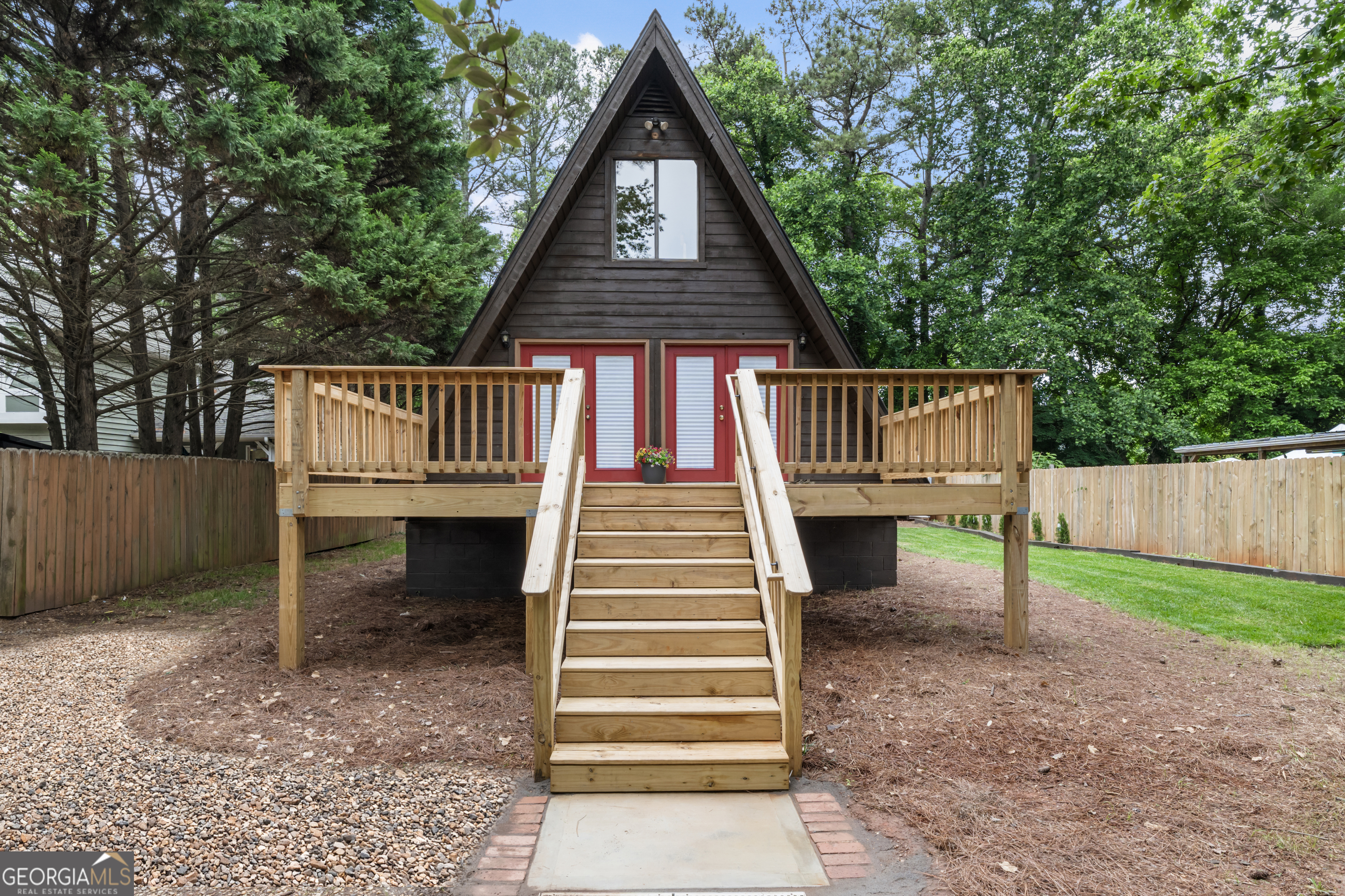 1595 Turner Road Property Photo 1