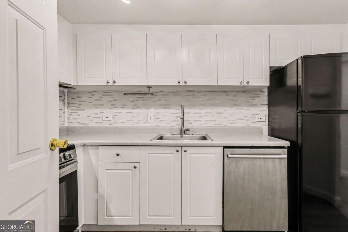 1501 Clairmont Road # 827 Property Photo 3