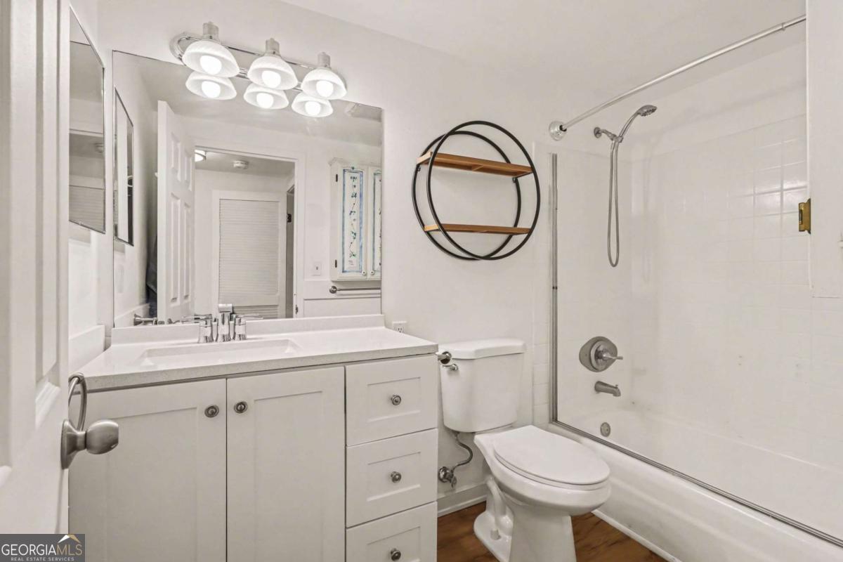 1501 Clairmont Road # 827 Property Photo 5