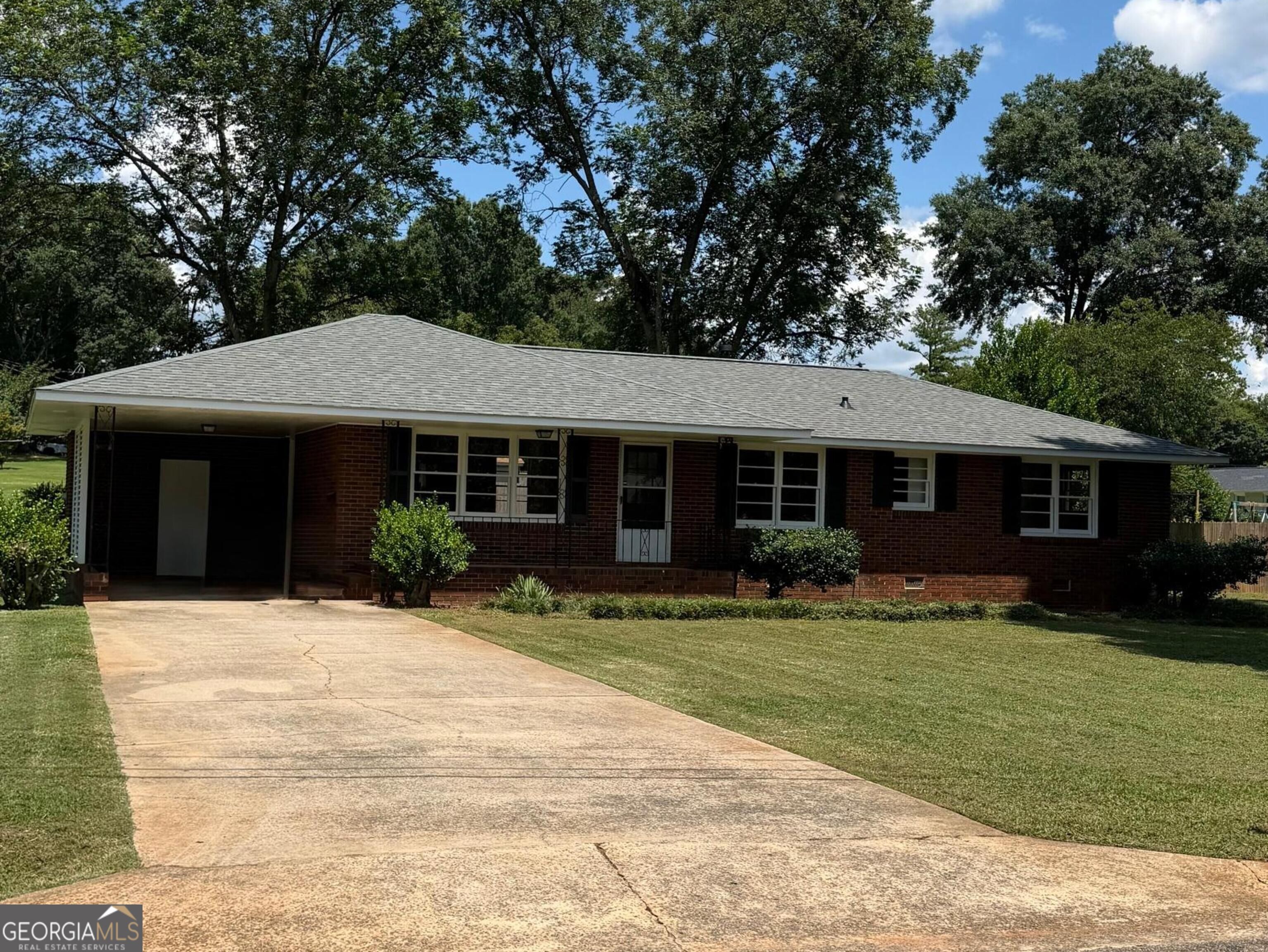 41 Larkwood Circle