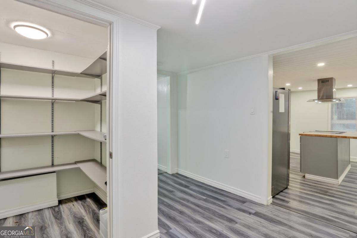1374 Shangrila Circle Property Photo 12