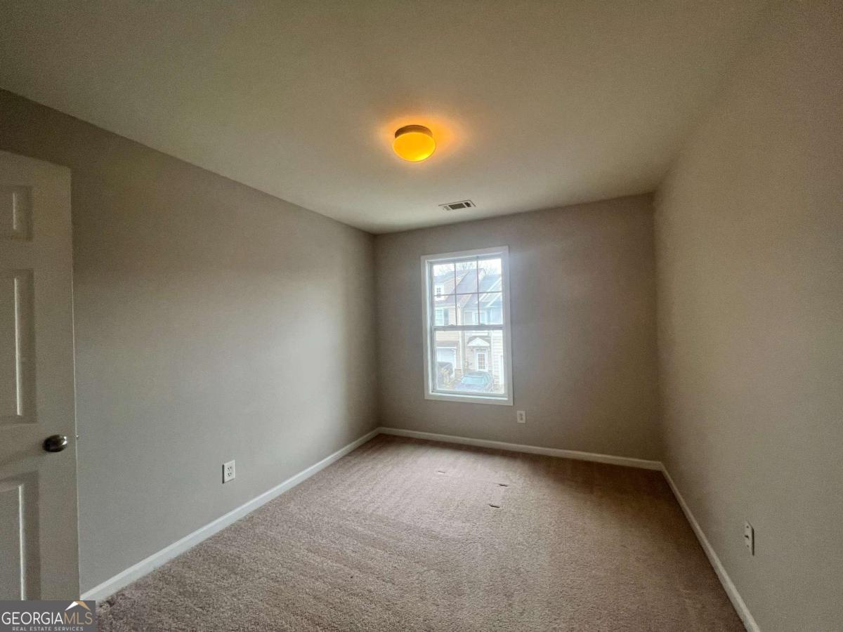 2176 Executive Drive Property Photo 17