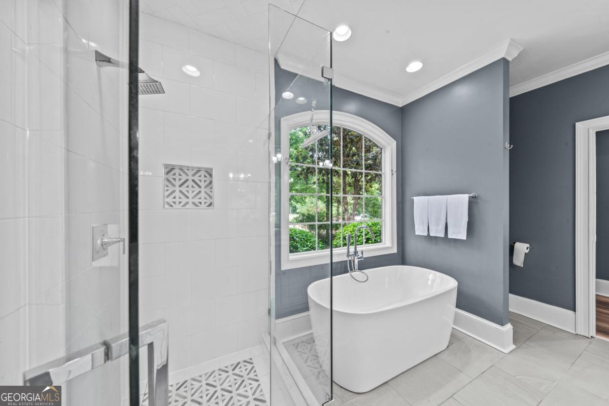 204 Broadlands Drive Property Photo 34