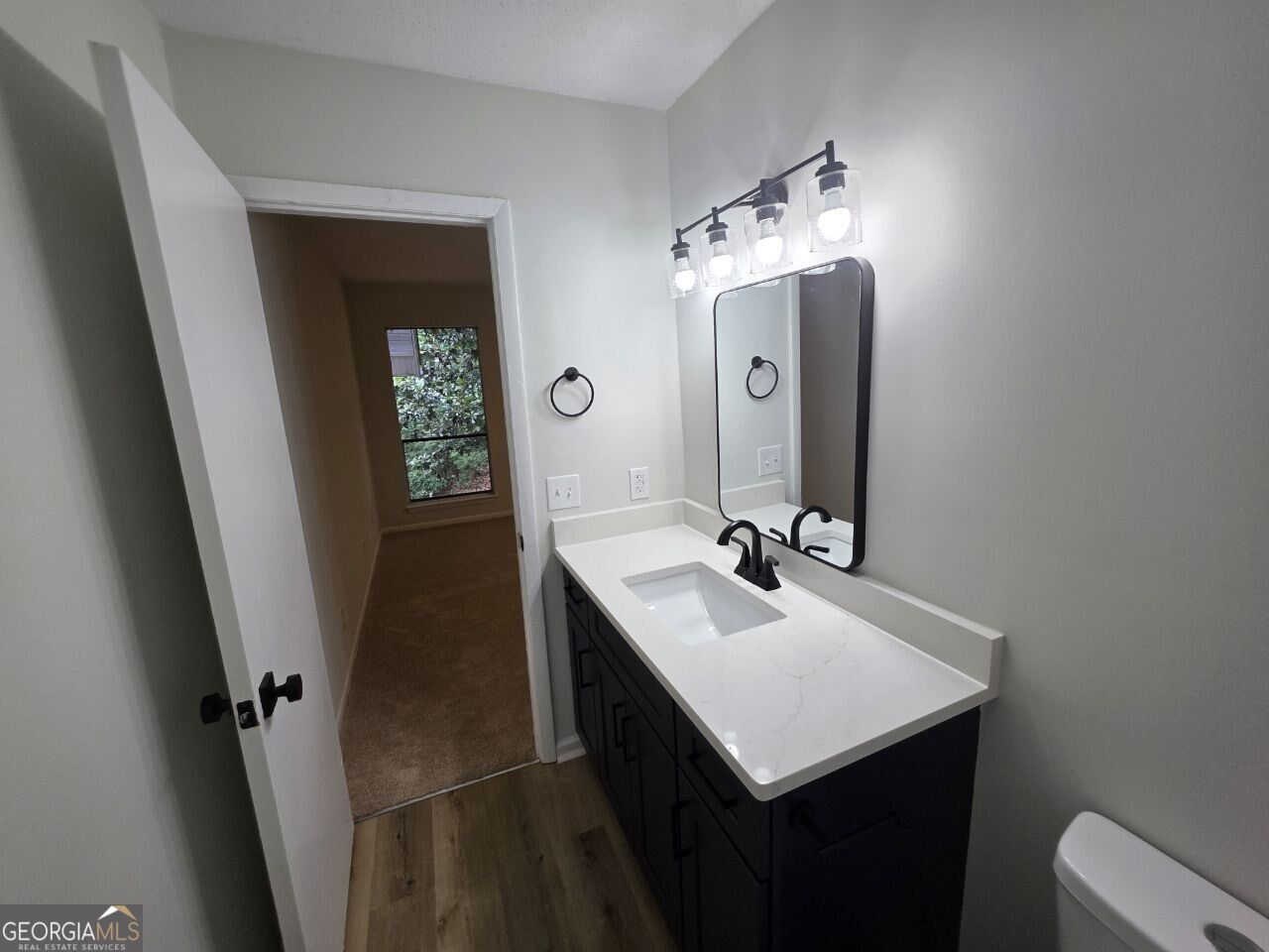 670 Powers Ferry North Se Property Photo 14