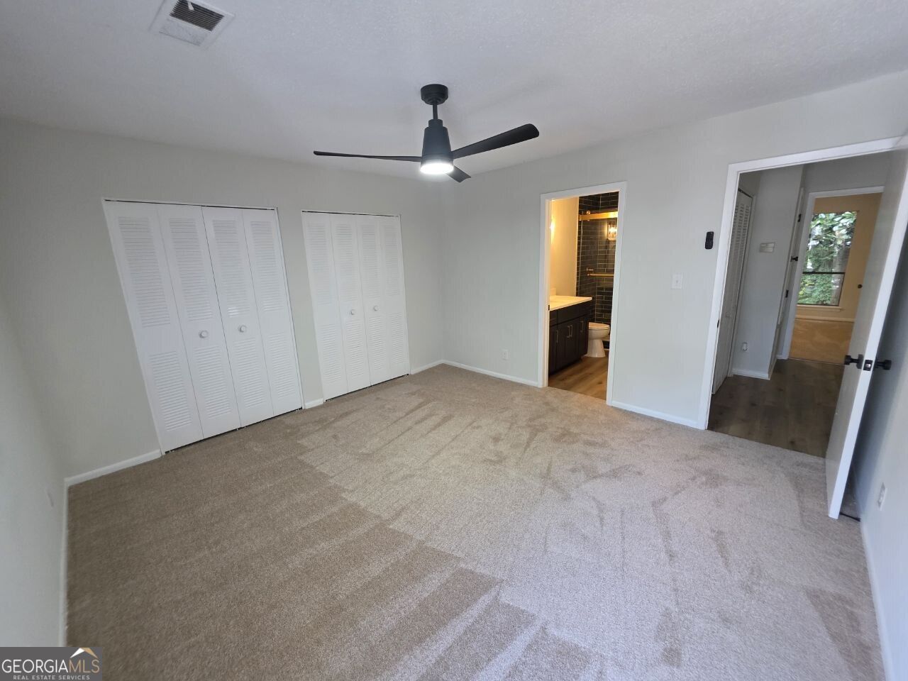 670 Powers Ferry North Se Property Photo 16