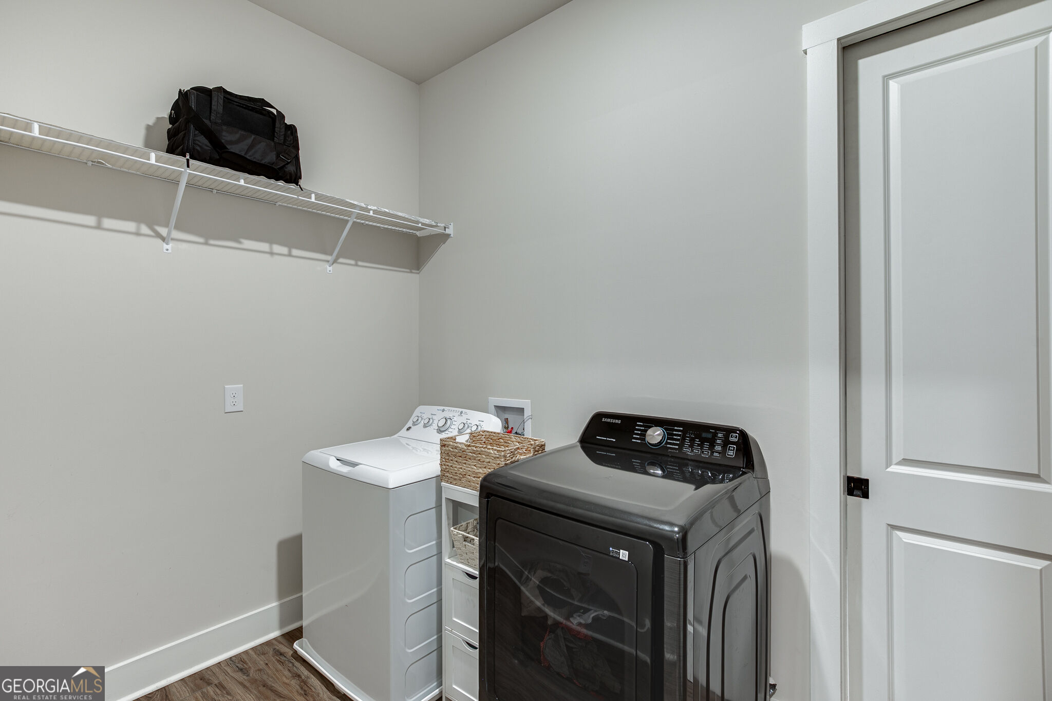 1077 Riverstone Drive Property Photo 21