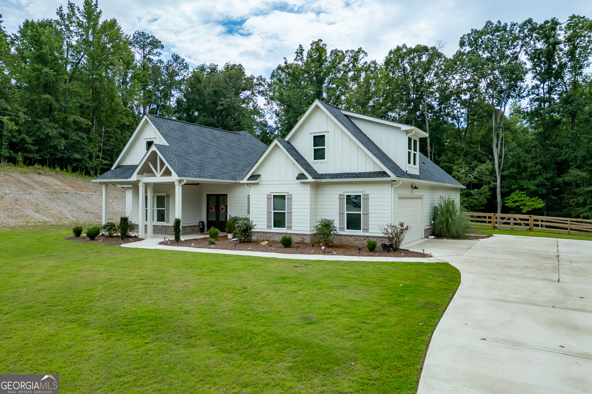 1077 Riverstone Drive Property Photo 49