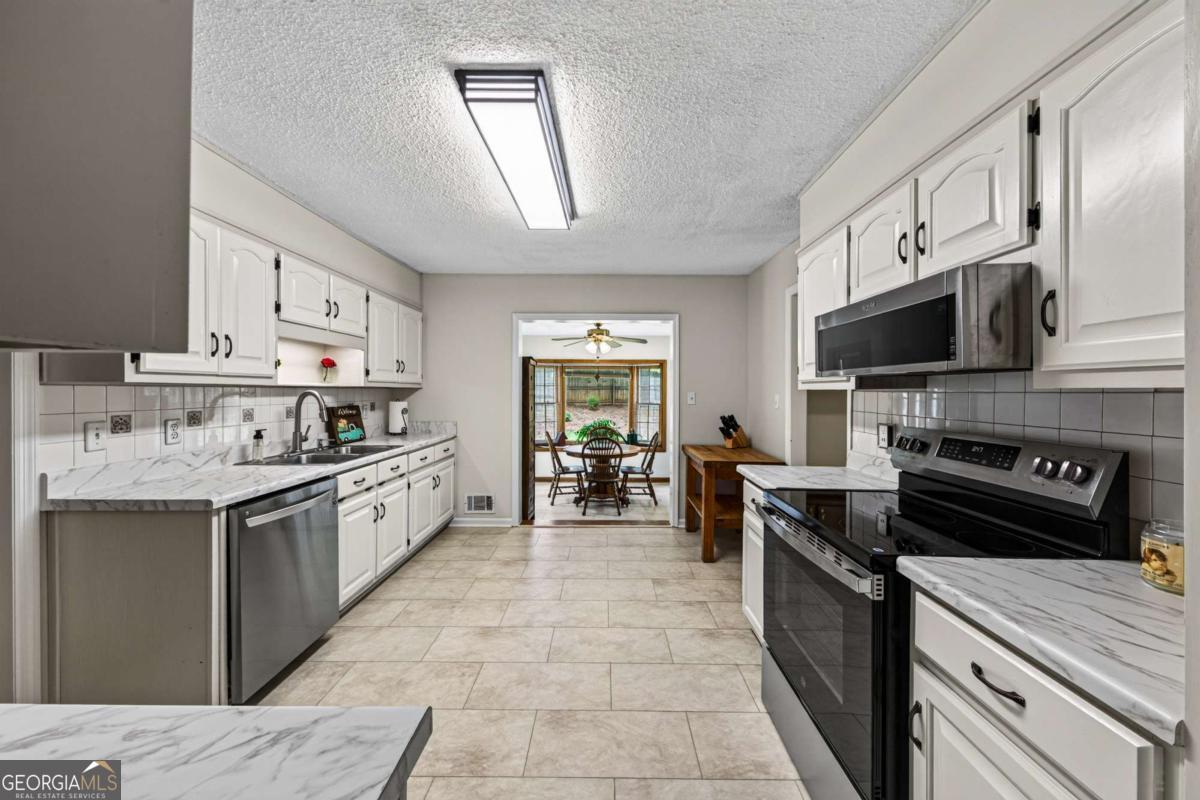 3679 Maple Forge Lane Property Photo 19