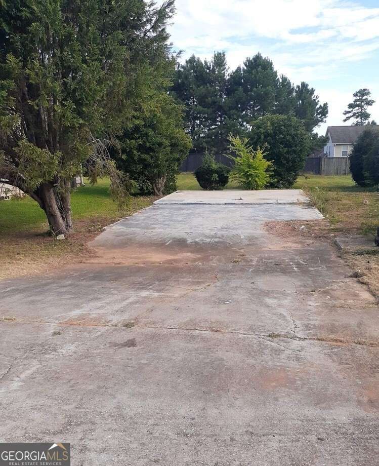 872 Shoals Court Property Photo 1