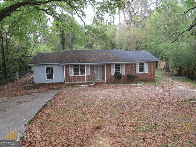 4300 Essex Road Property Photo 1