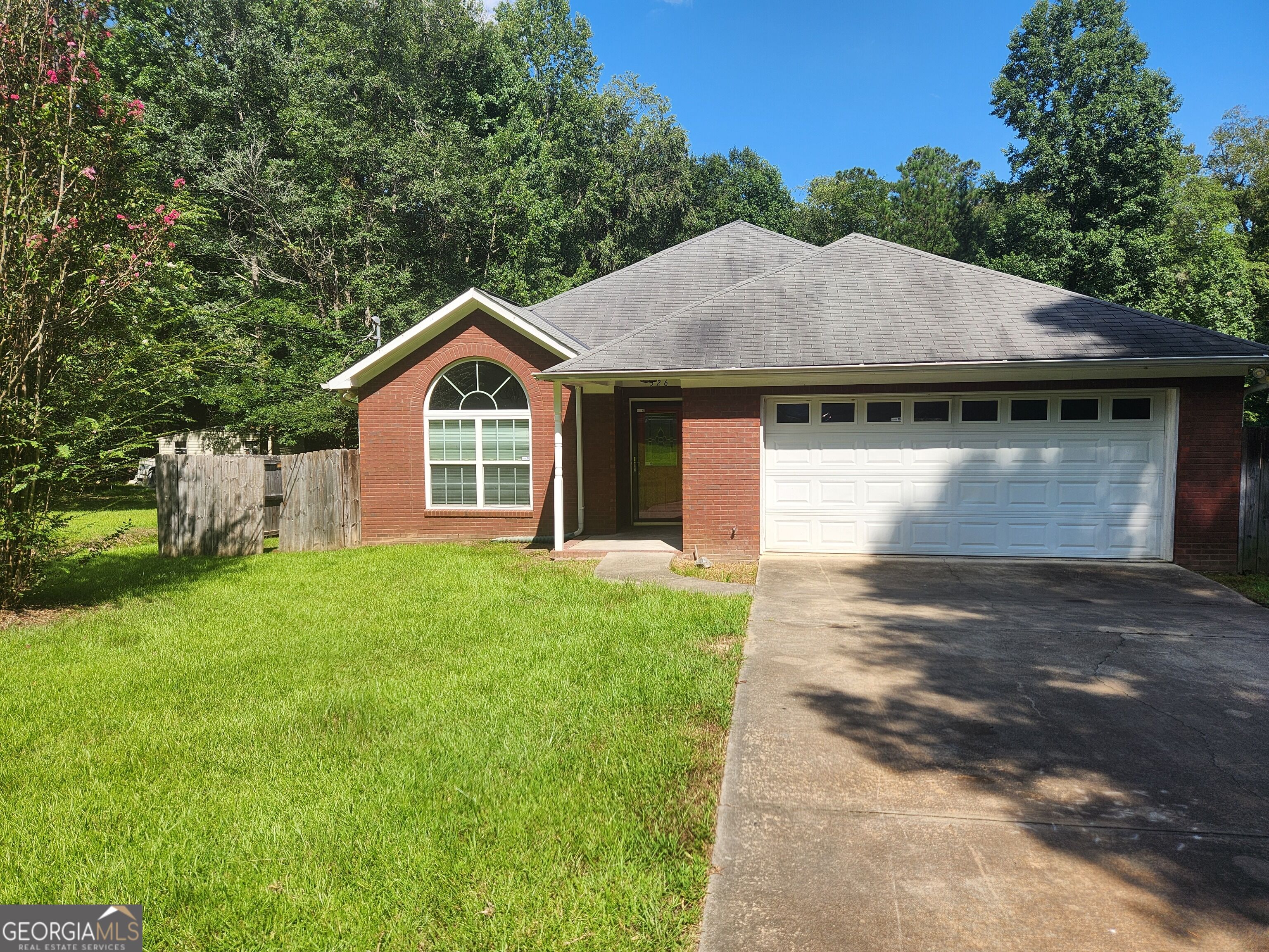 526 Vista Drive Property Photo 1