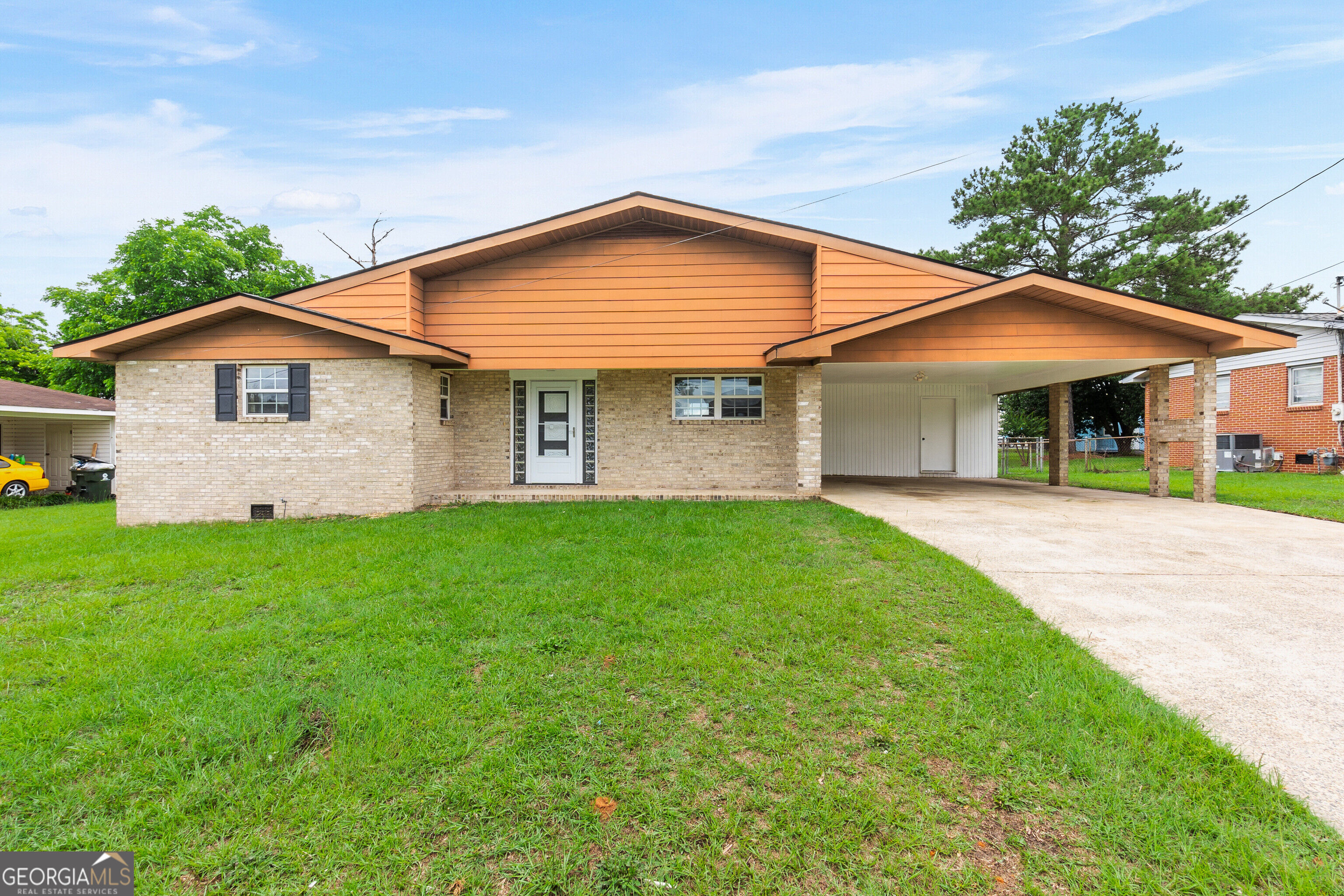 202 Kimberly Road Property Photo 1