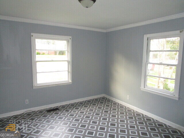 2117 Knightsbridge Road Property Photo 4