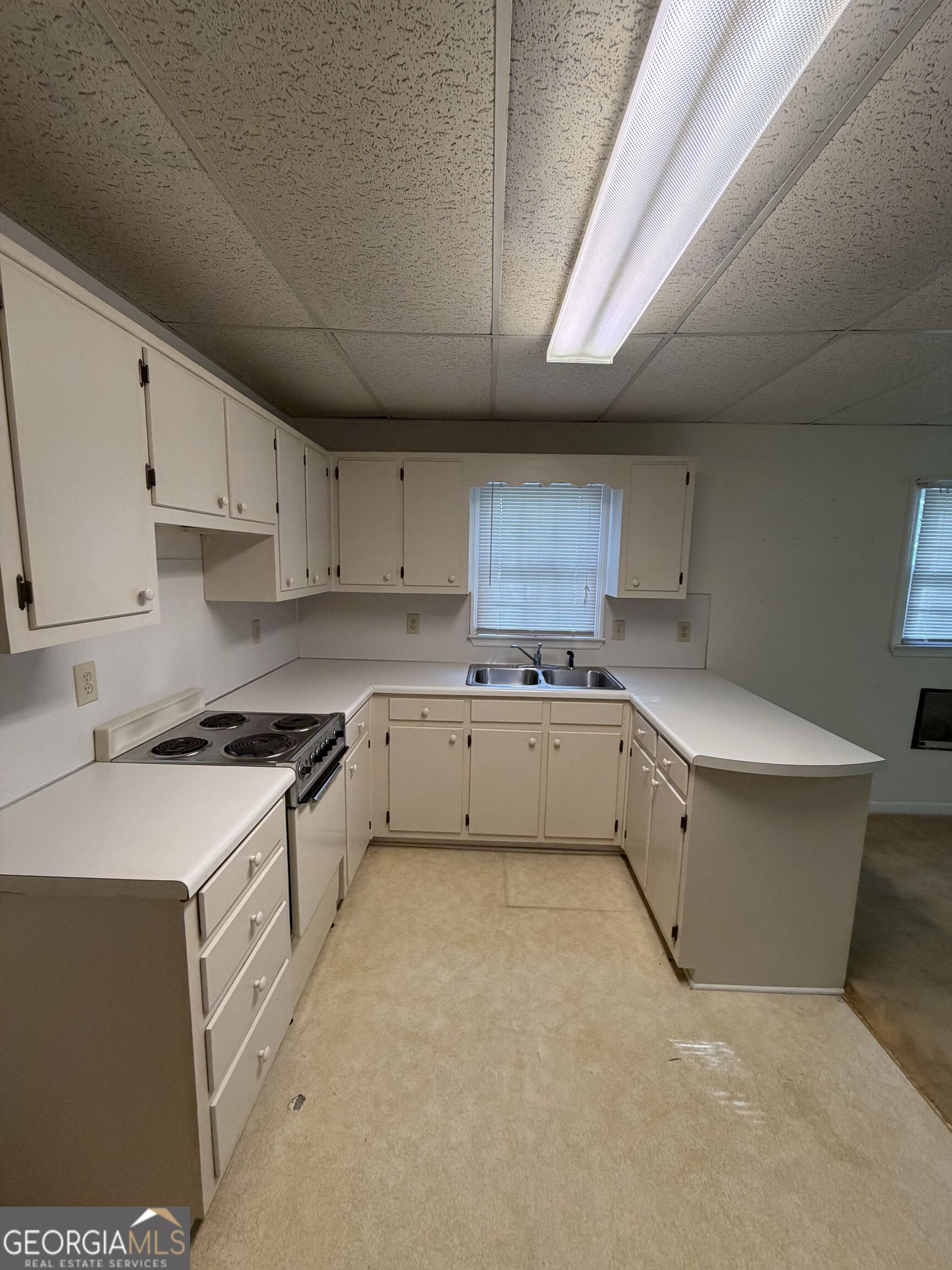2820 Bay Ridge Drive Property Photo 14