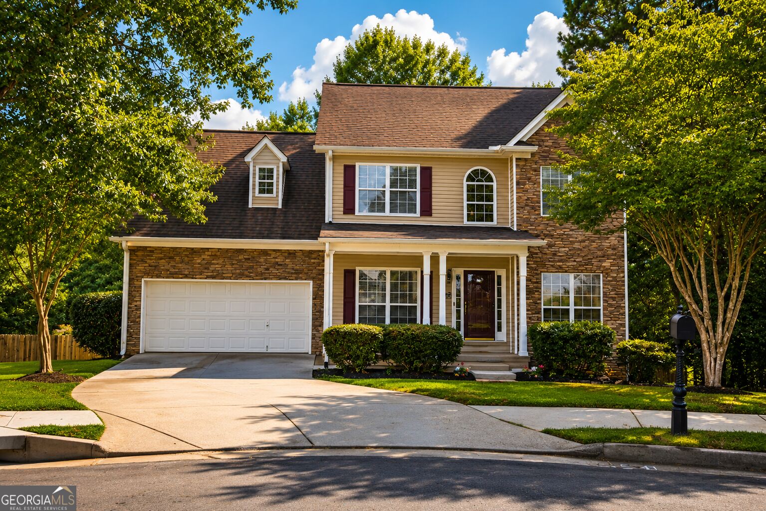 205 Leecroft Court Property Photo 1