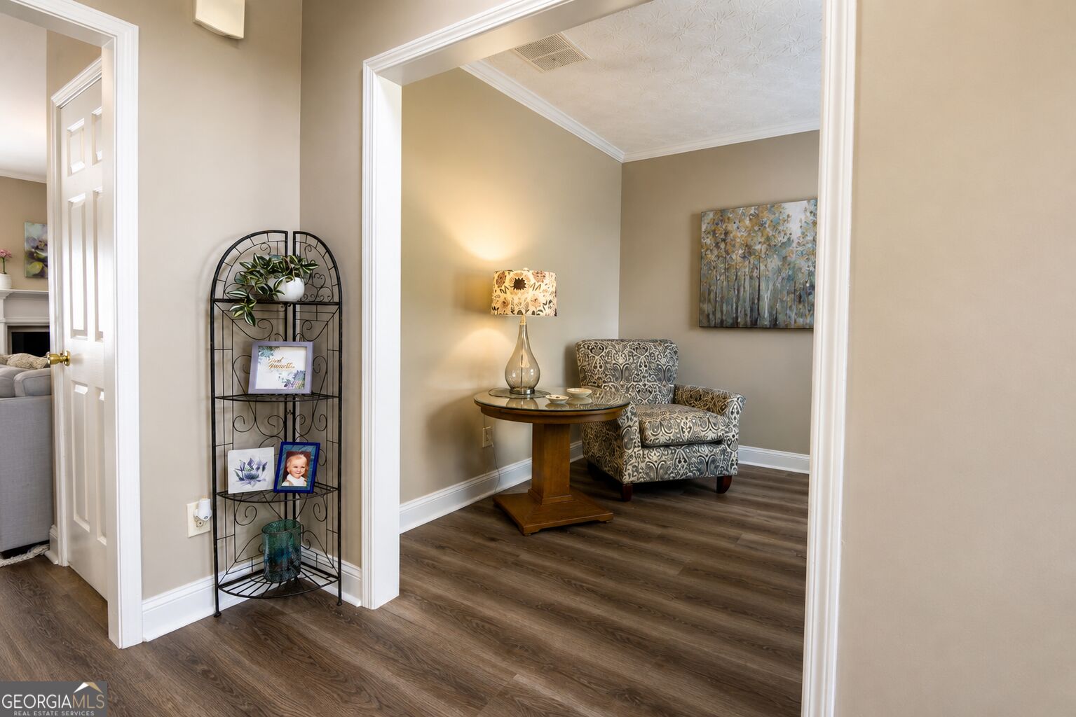 205 Leecroft Court Property Photo 10