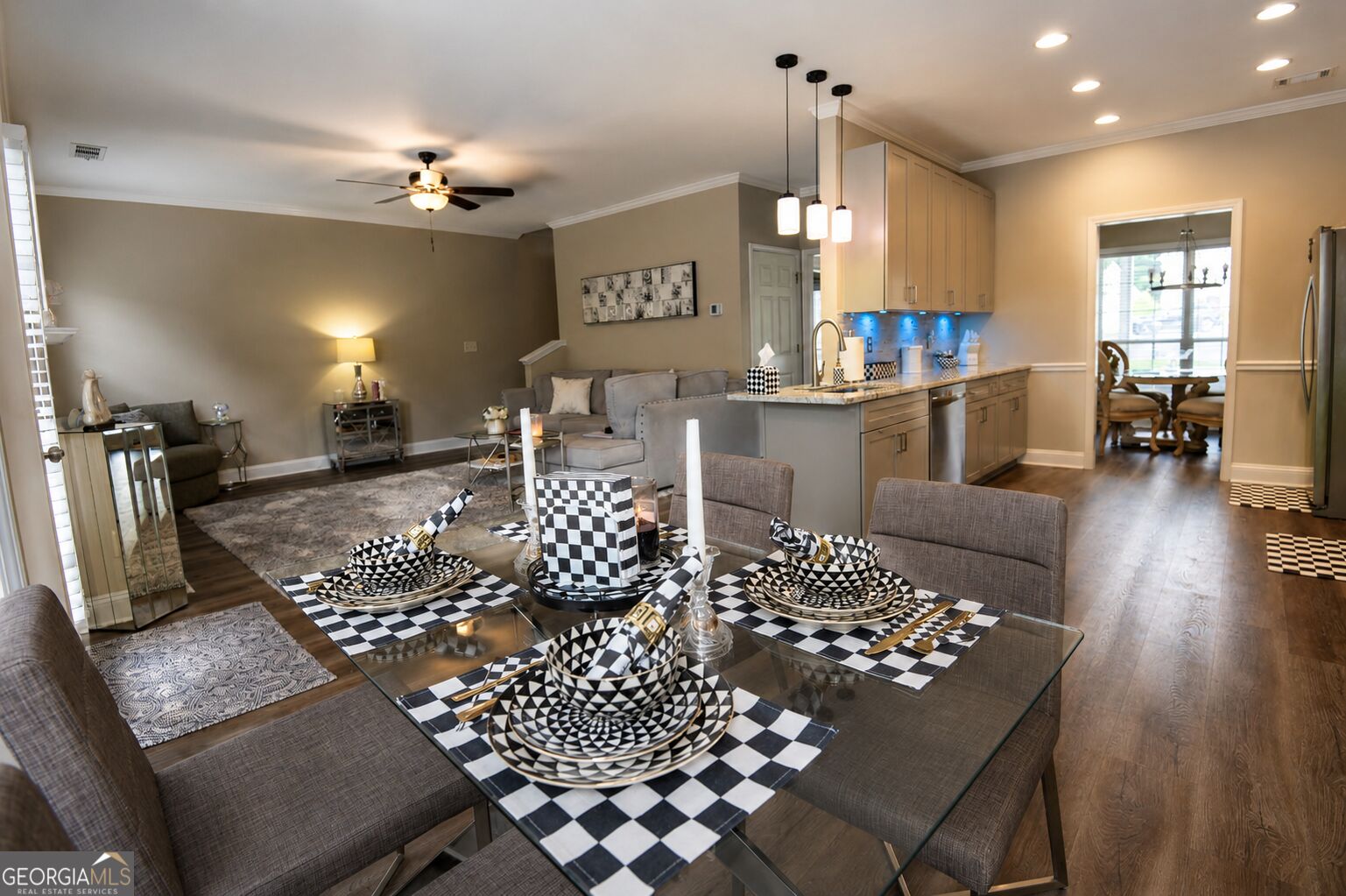 205 Leecroft Court Property Photo 16