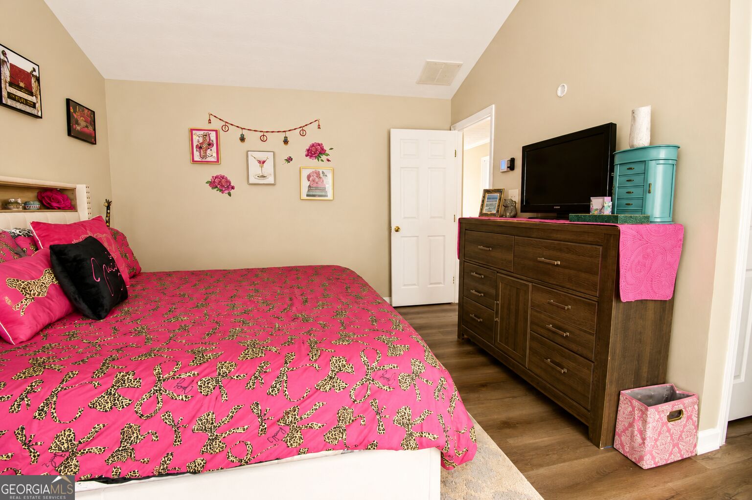 205 Leecroft Court Property Photo 33