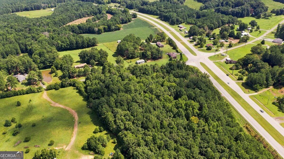 3686 Buchanan Highway Property Photo 7