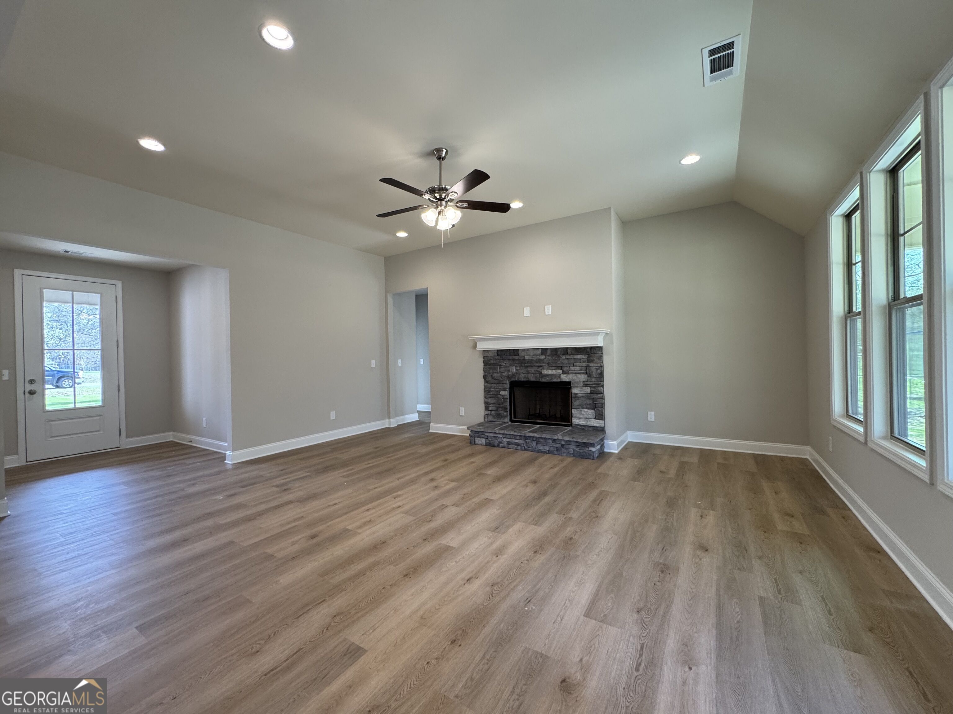326 Dylan Way Property Photo 18