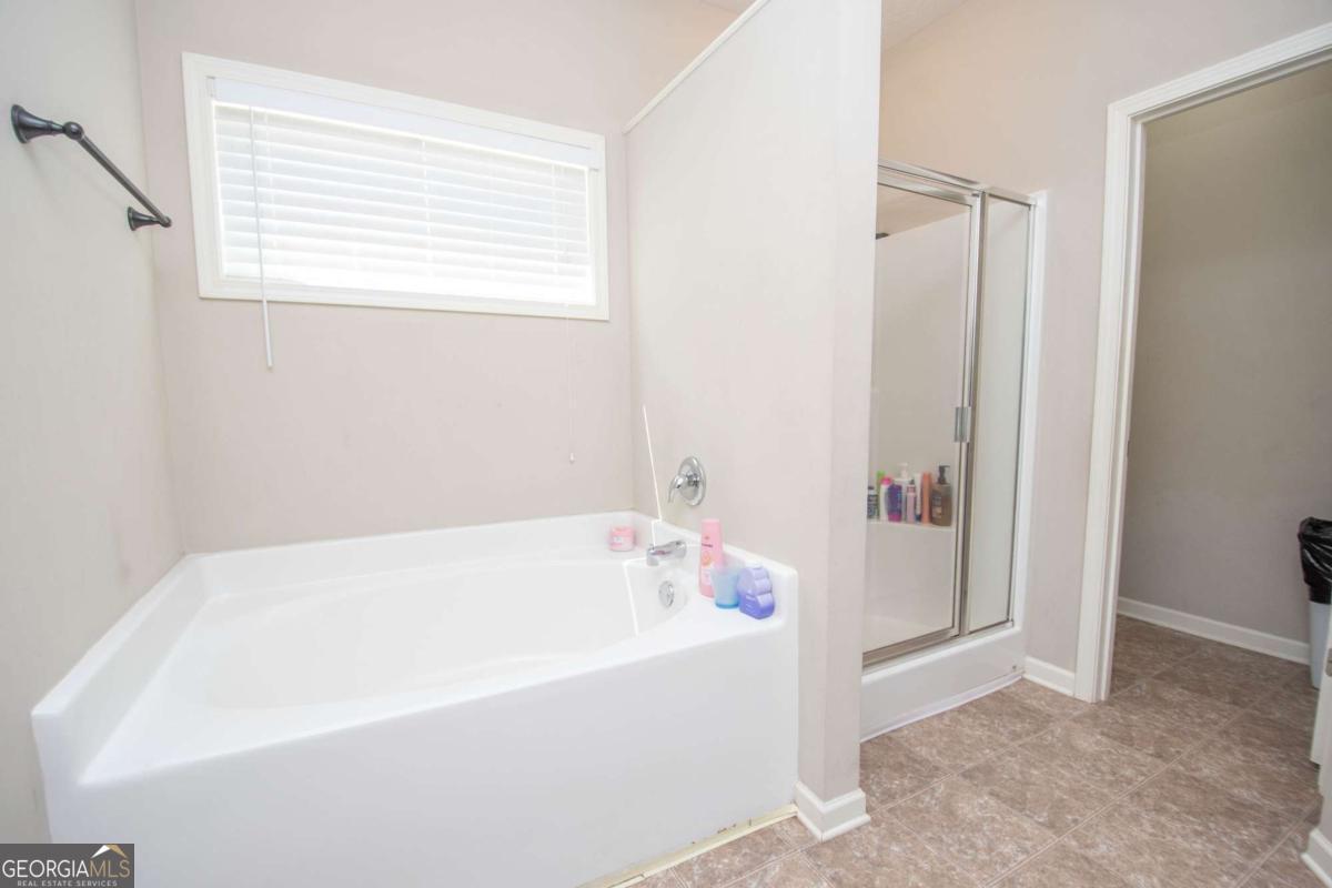 183 Edgemont Court Property Photo 23