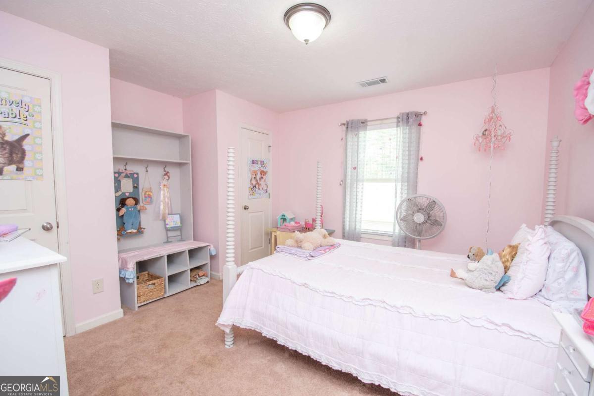 183 Edgemont Court Property Photo 26