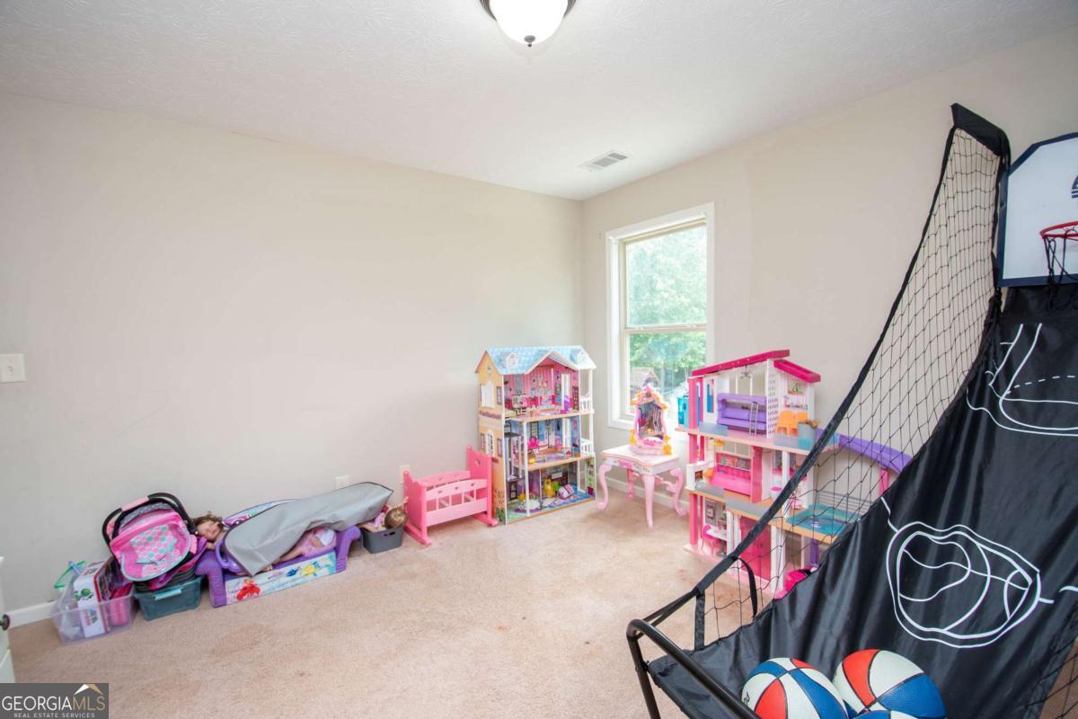 183 Edgemont Court Property Photo 31