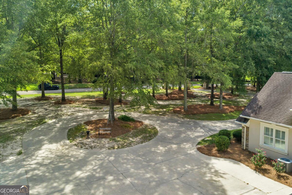 205 Walton Chase Property Photo 8
