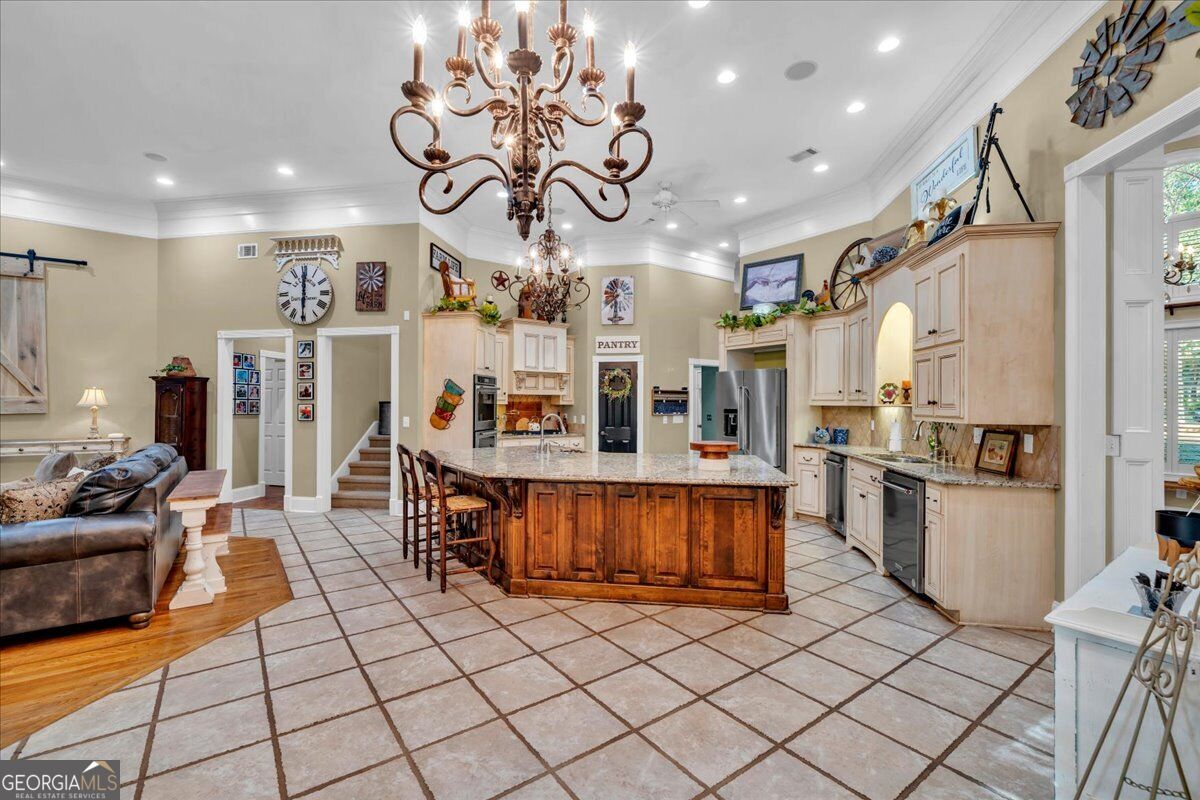205 Walton Chase Property Photo 18
