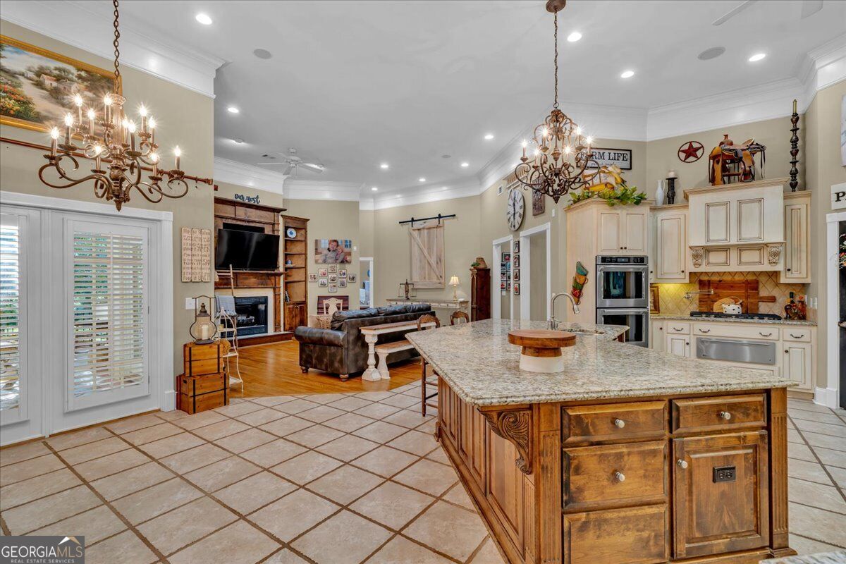 205 Walton Chase Property Photo 19