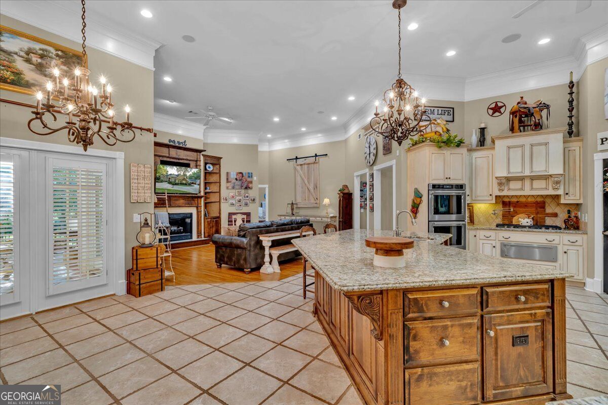 205 Walton Chase Property Photo 48