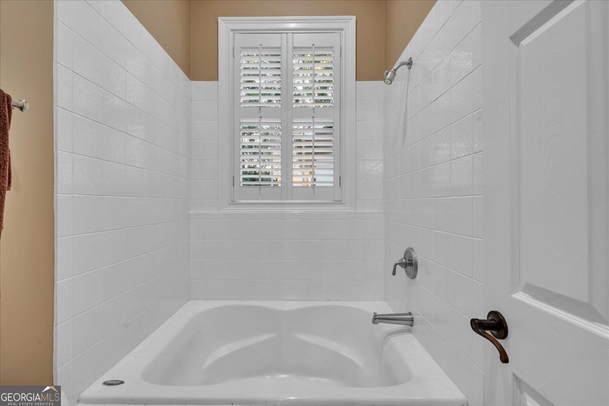 205 Walton Chase Property Photo 51