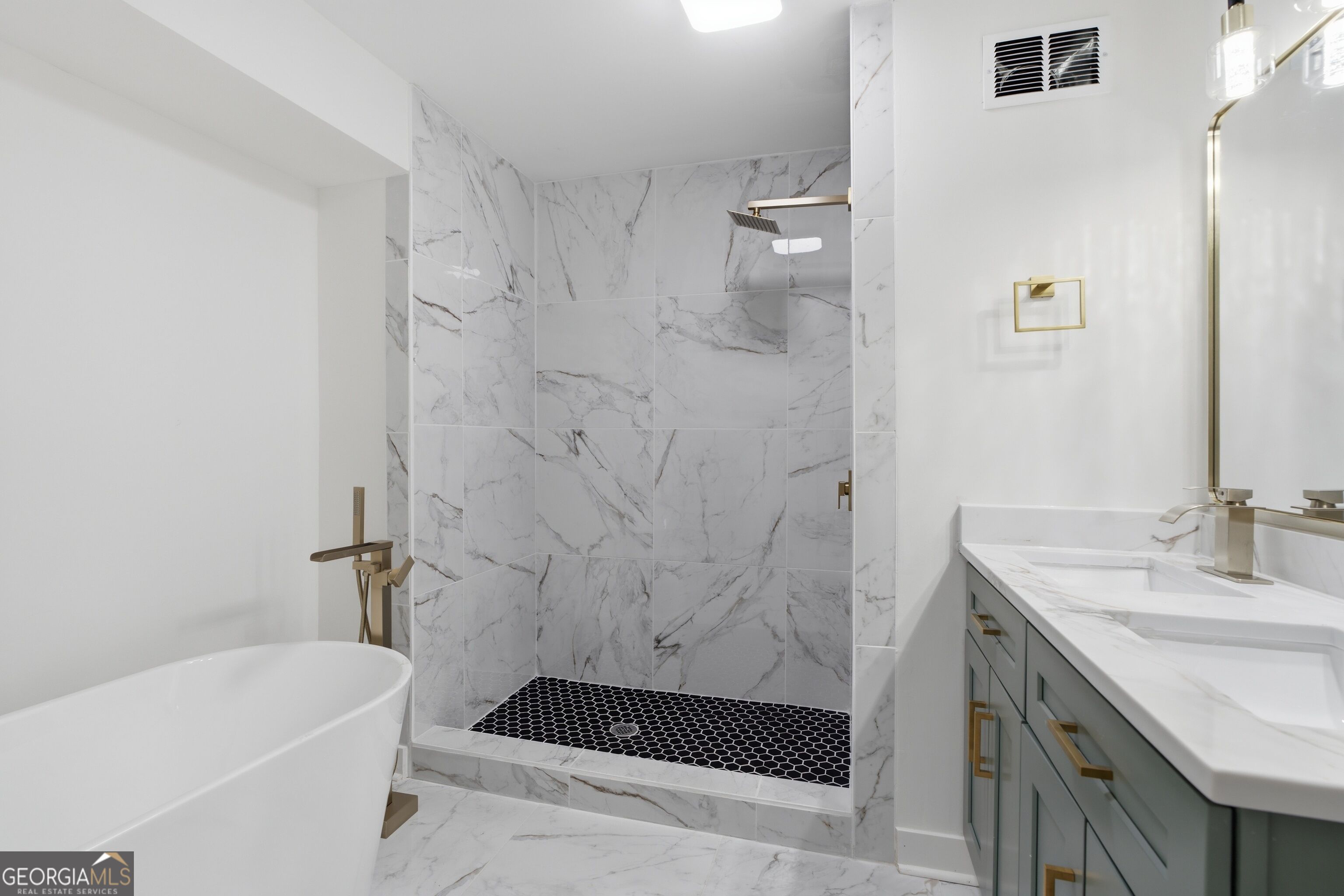 3736 Airline Road Property Photo 23