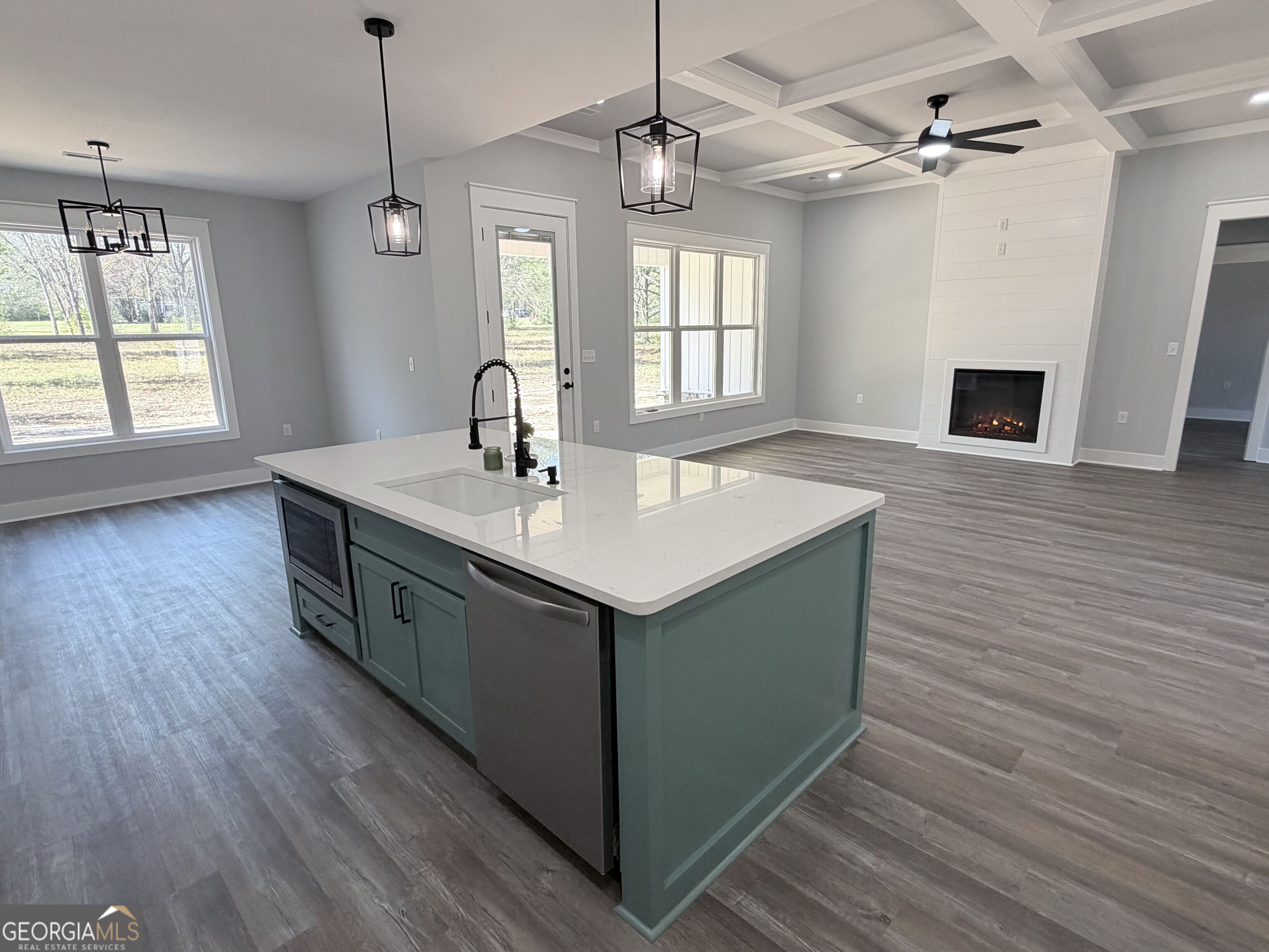 1161 Mulberry Place Property Photo 12