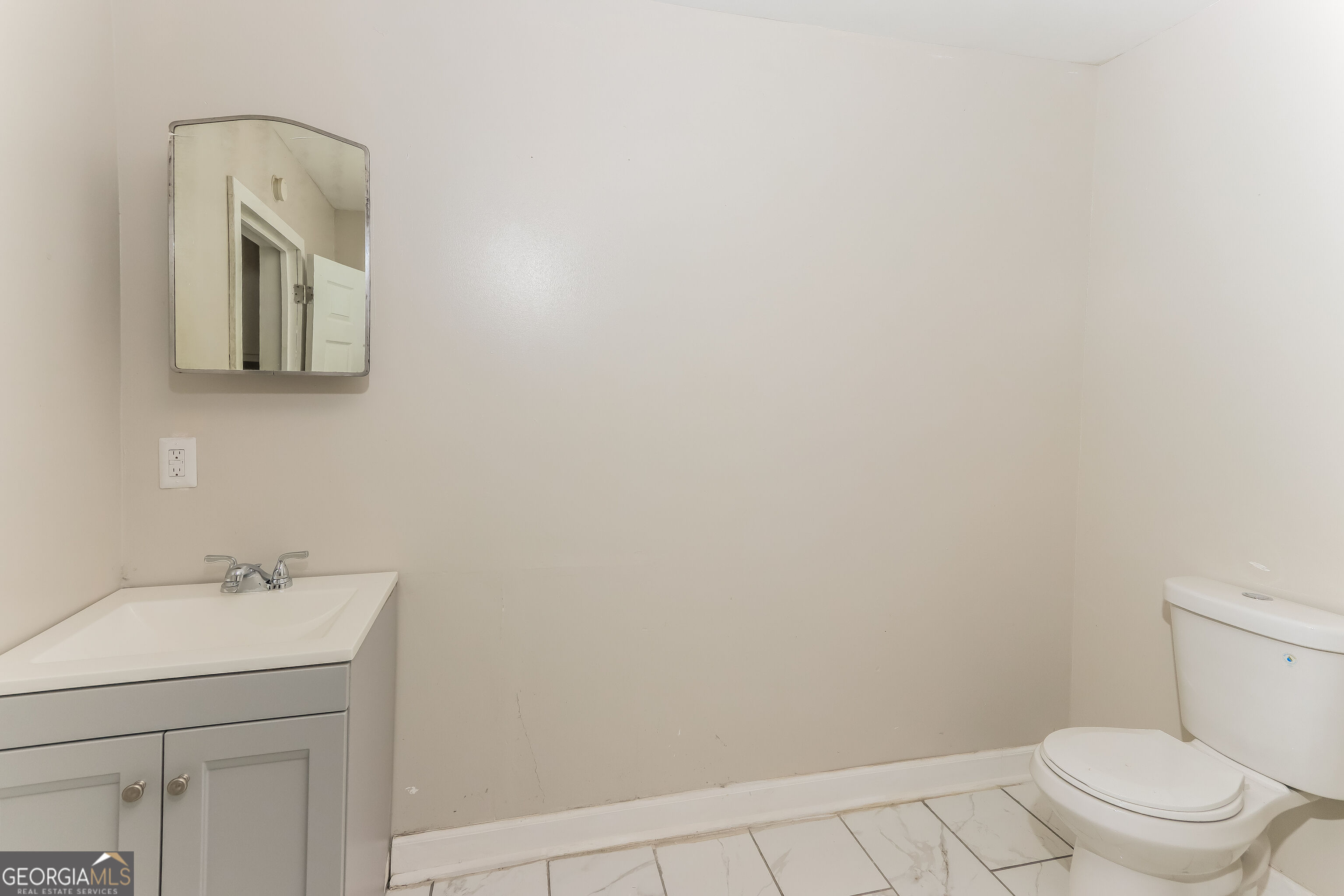 719 Williams Street Property Photo 4