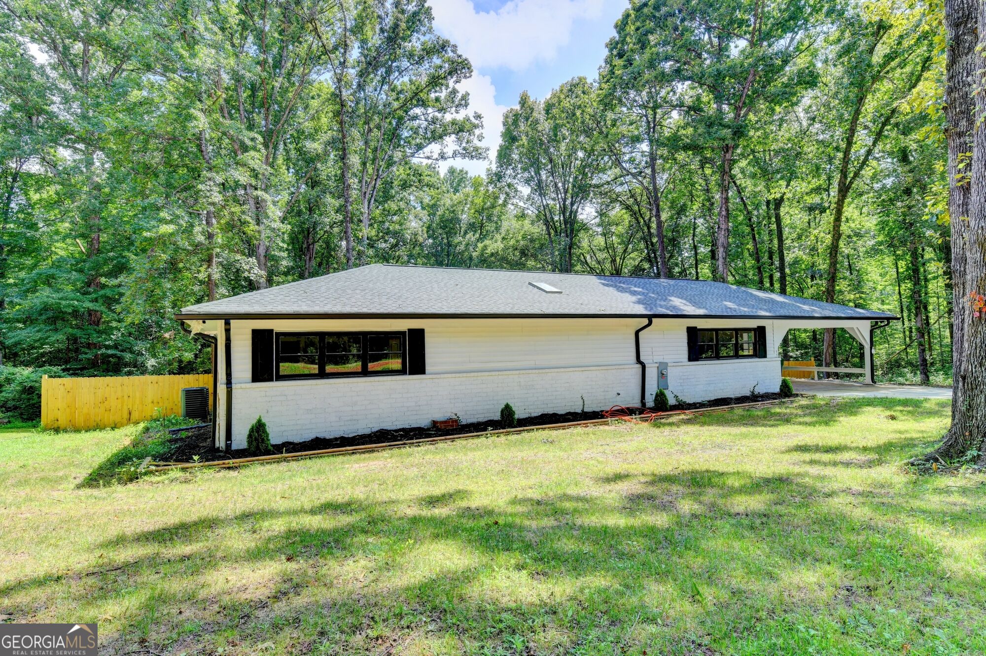 420 Argus Drive Property Photo 2