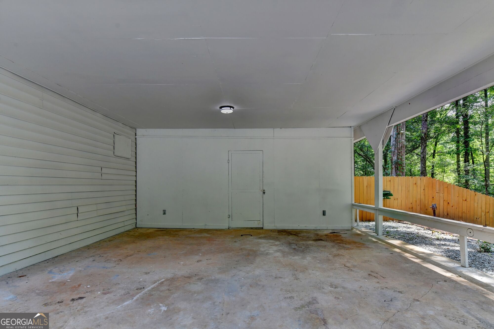 420 Argus Drive Property Photo 3