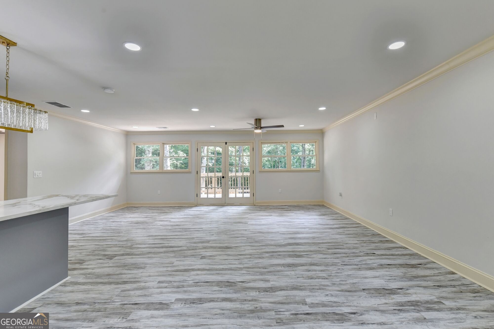 420 Argus Drive Property Photo 6