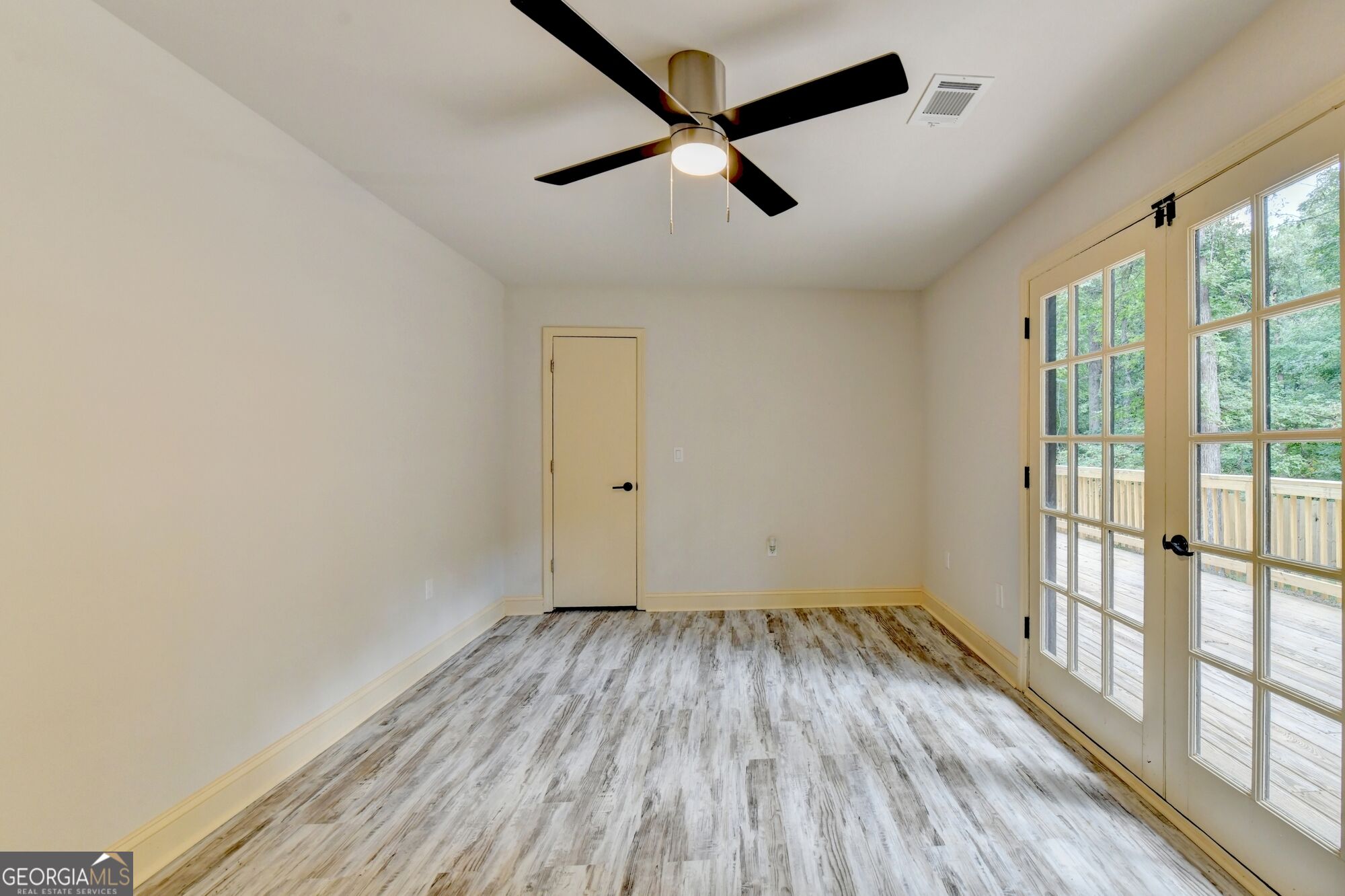 420 Argus Drive Property Photo 28