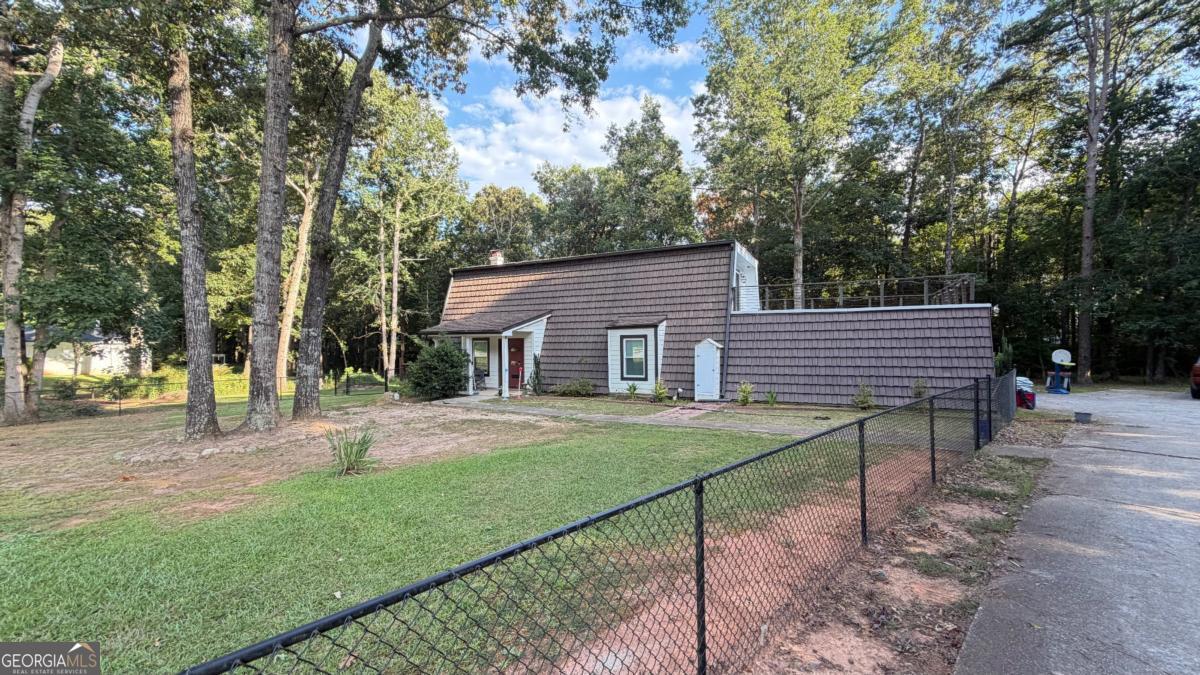 380 Linda Lane Property Photo 2